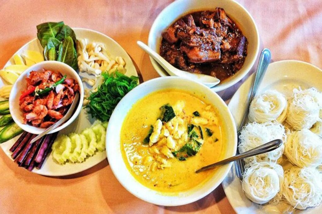 7 Must-Try Phuket Local Food Menu - Phuket Province